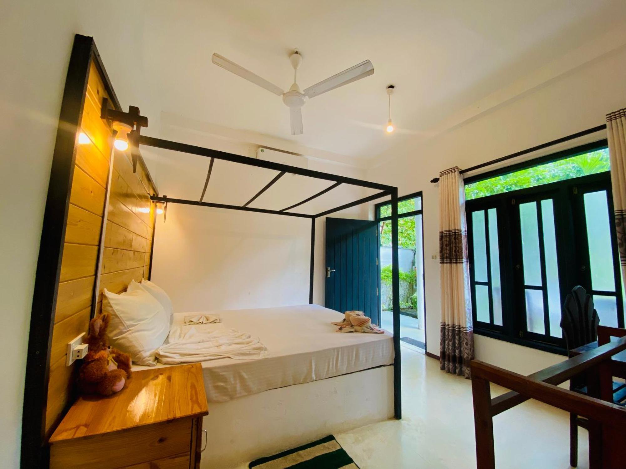Rekawa Turtle Gate Hotel Tangalle Exteriör bild