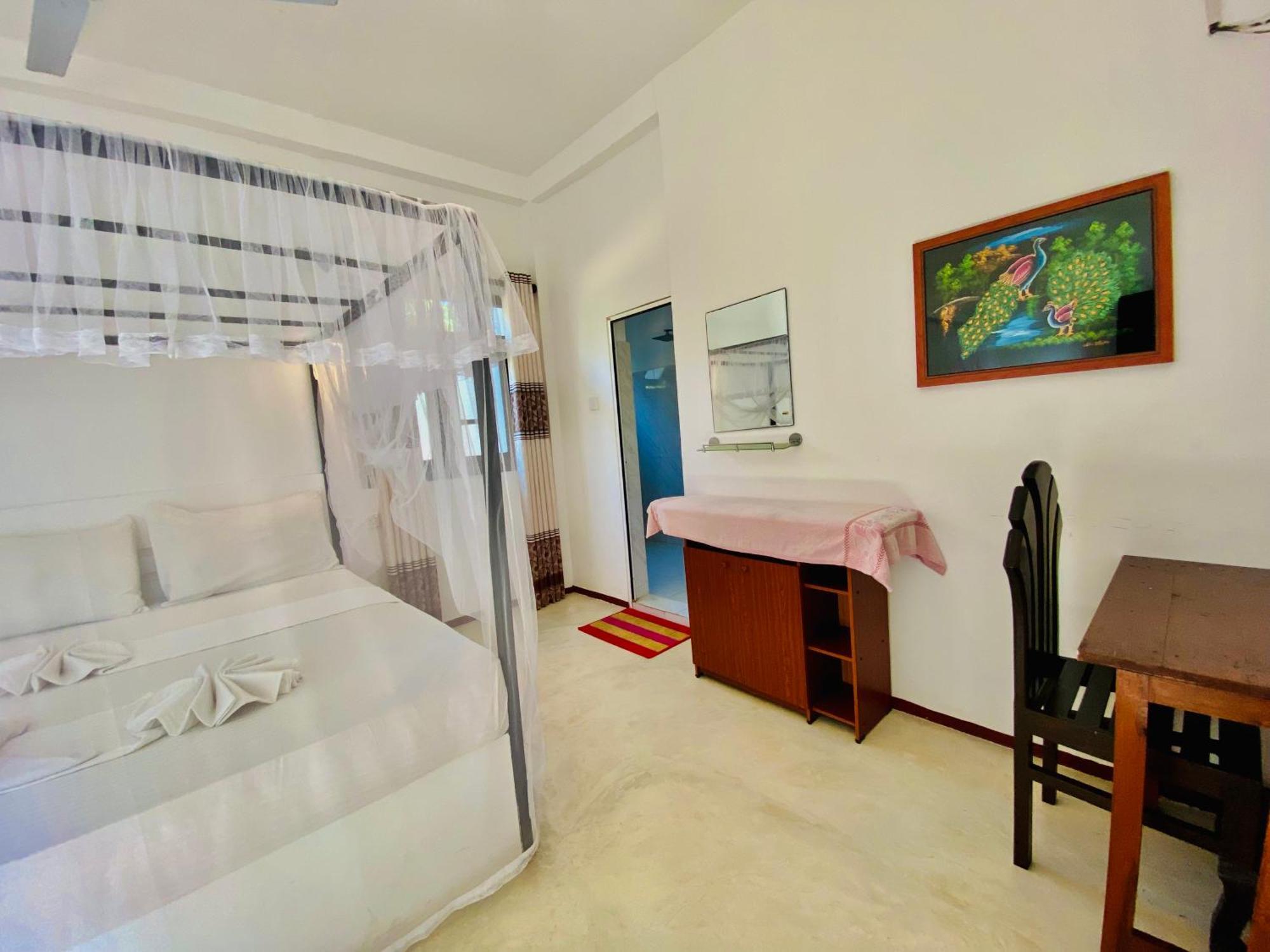 Rekawa Turtle Gate Hotel Tangalle Rum bild